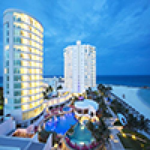 Reflect Krystal Grand Cancun