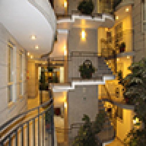 Obelisk Suites