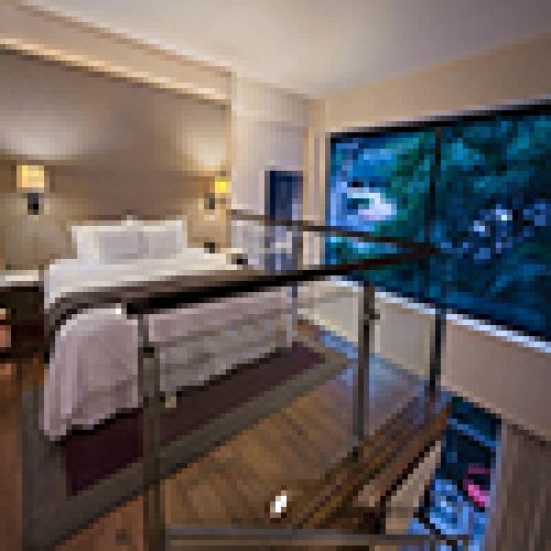 Las Suites Hotel