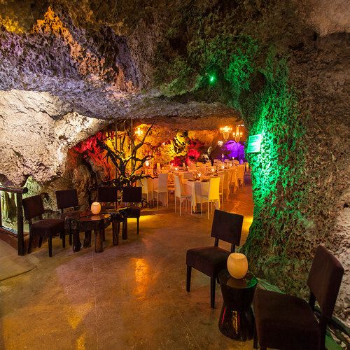 Alux Restaurant